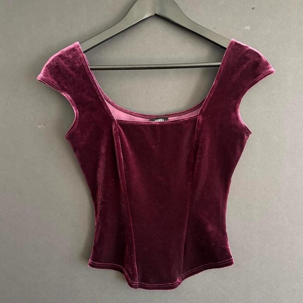 VTG 90s Donna Burgundy Velvet Top Fall WhimsyGoth- Size XS